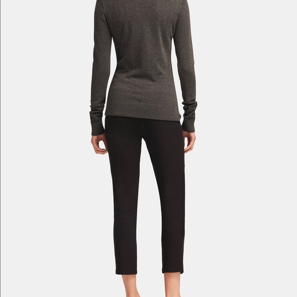 NWT DKNY Block Logo Sweater In XL - Picture 4 of 5